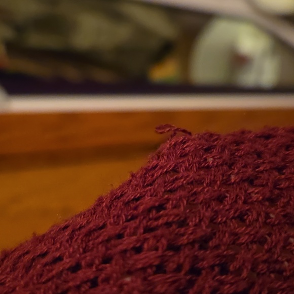 SO Maroon Perfect Cardigan Small - Picture 3 of 3